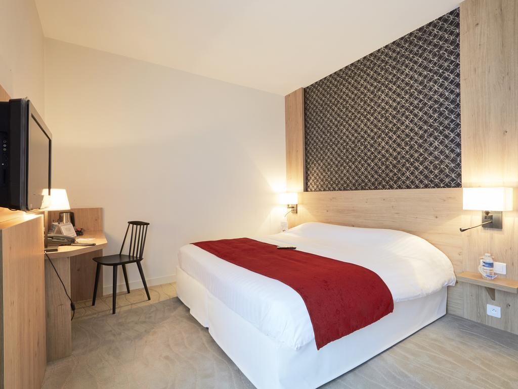 Kyriad Centre Hotel 3*